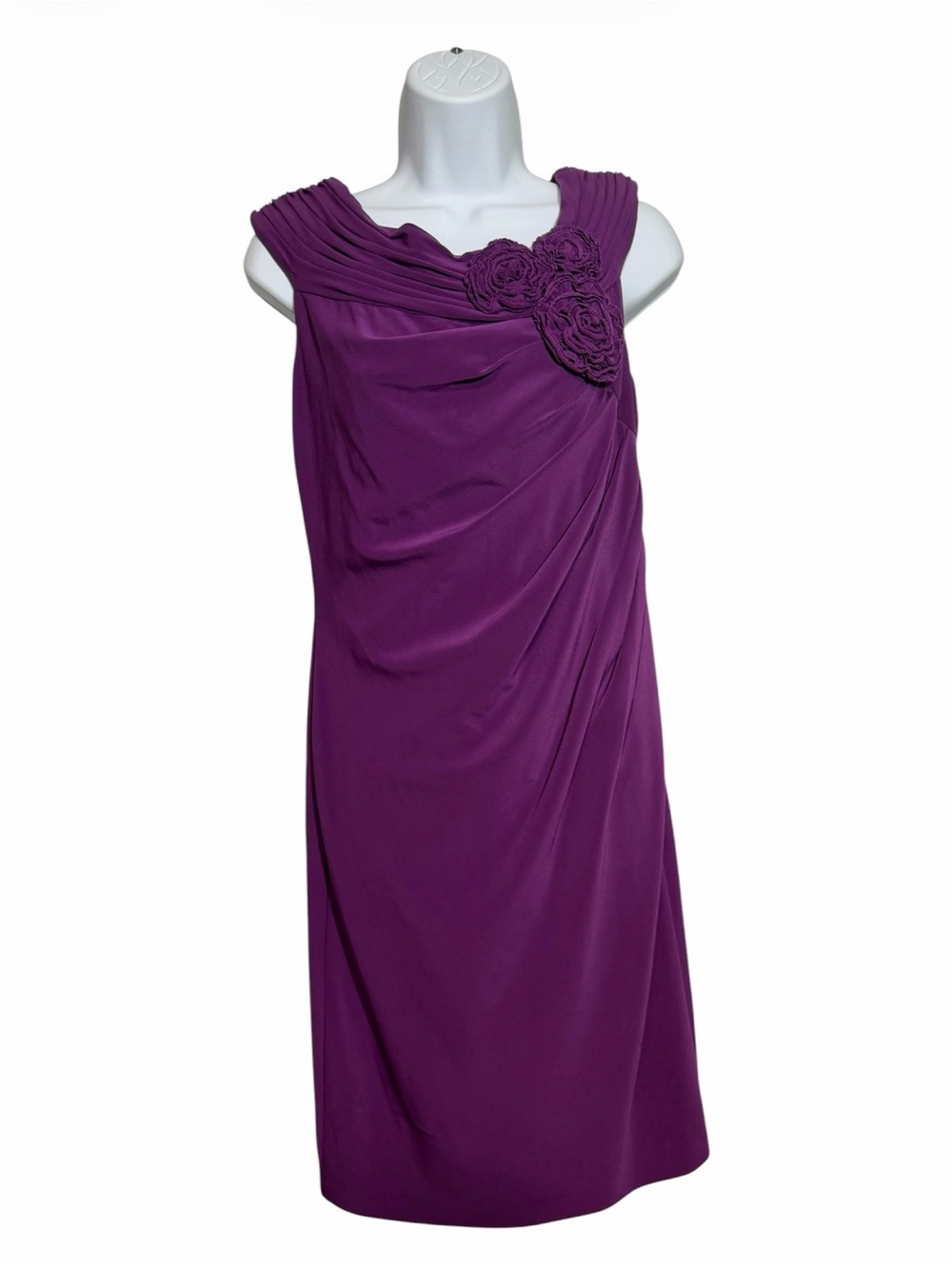 Adrianna Papell Rosette Purple Sheath Ruched Cocktail Dress Size 6 Wedding Guest